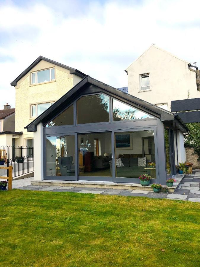 Dingle Garden Townhouse Bed and Breakfast Exteriör bild A modern conservatory