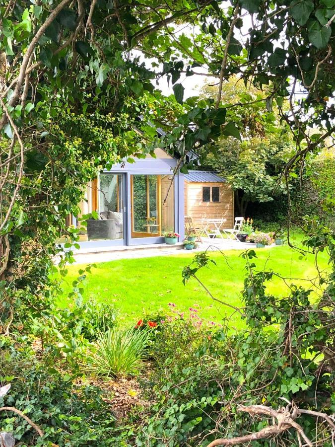 Dingle Garden Townhouse Bed and Breakfast Exteriör bild Garden room